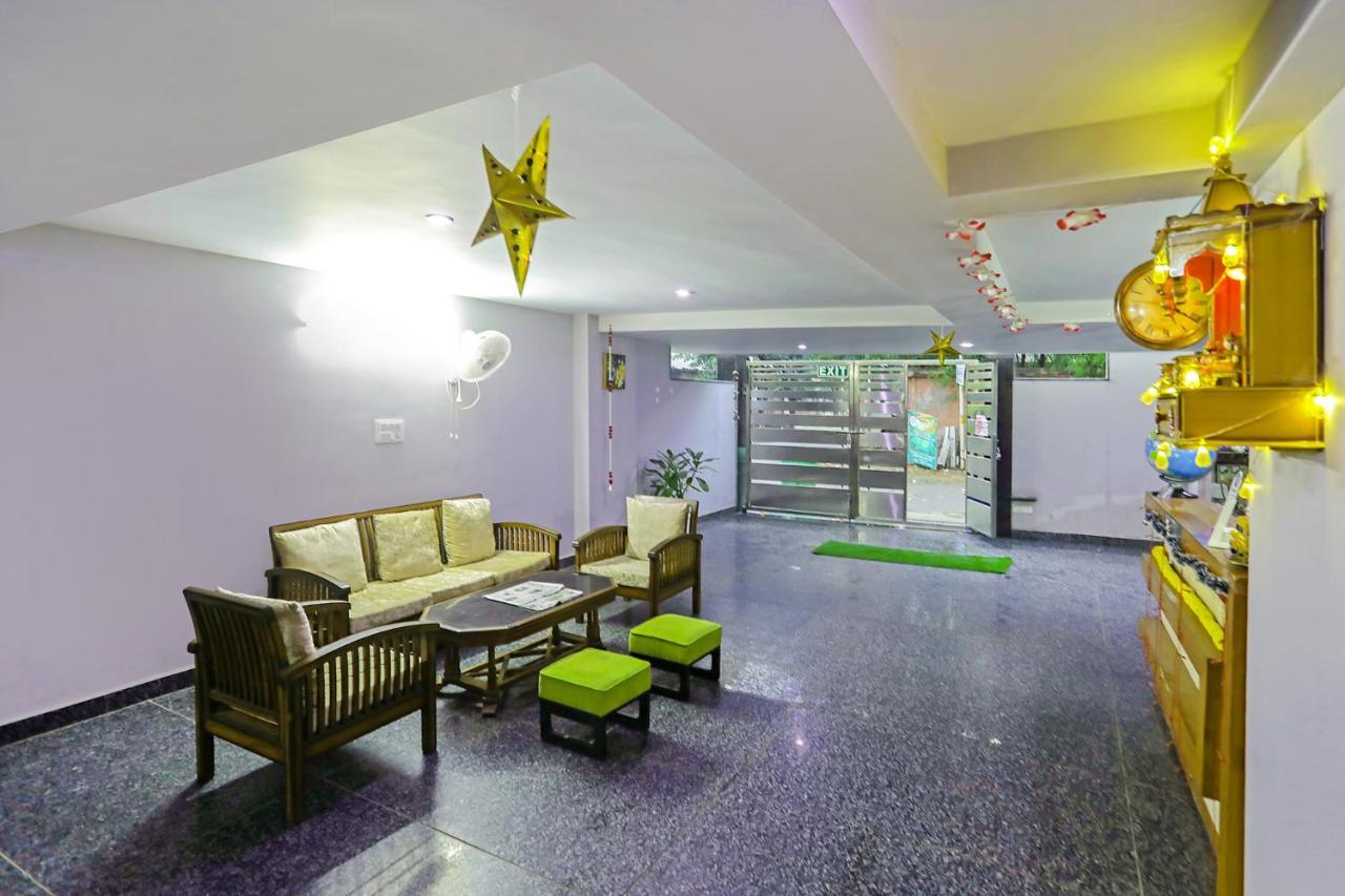 Fabhotel White House Bnb - Nr Yashobhoomi Convention Centre Delhi  Exterior photo